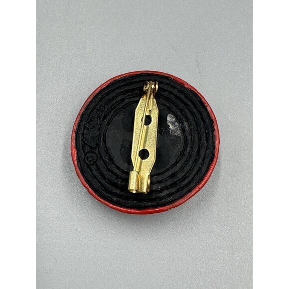 Vintage 1998 Red Lady Hat Elegant W/ Red Bow Lapel Pin Brooch Retro - Picture 2 of 4